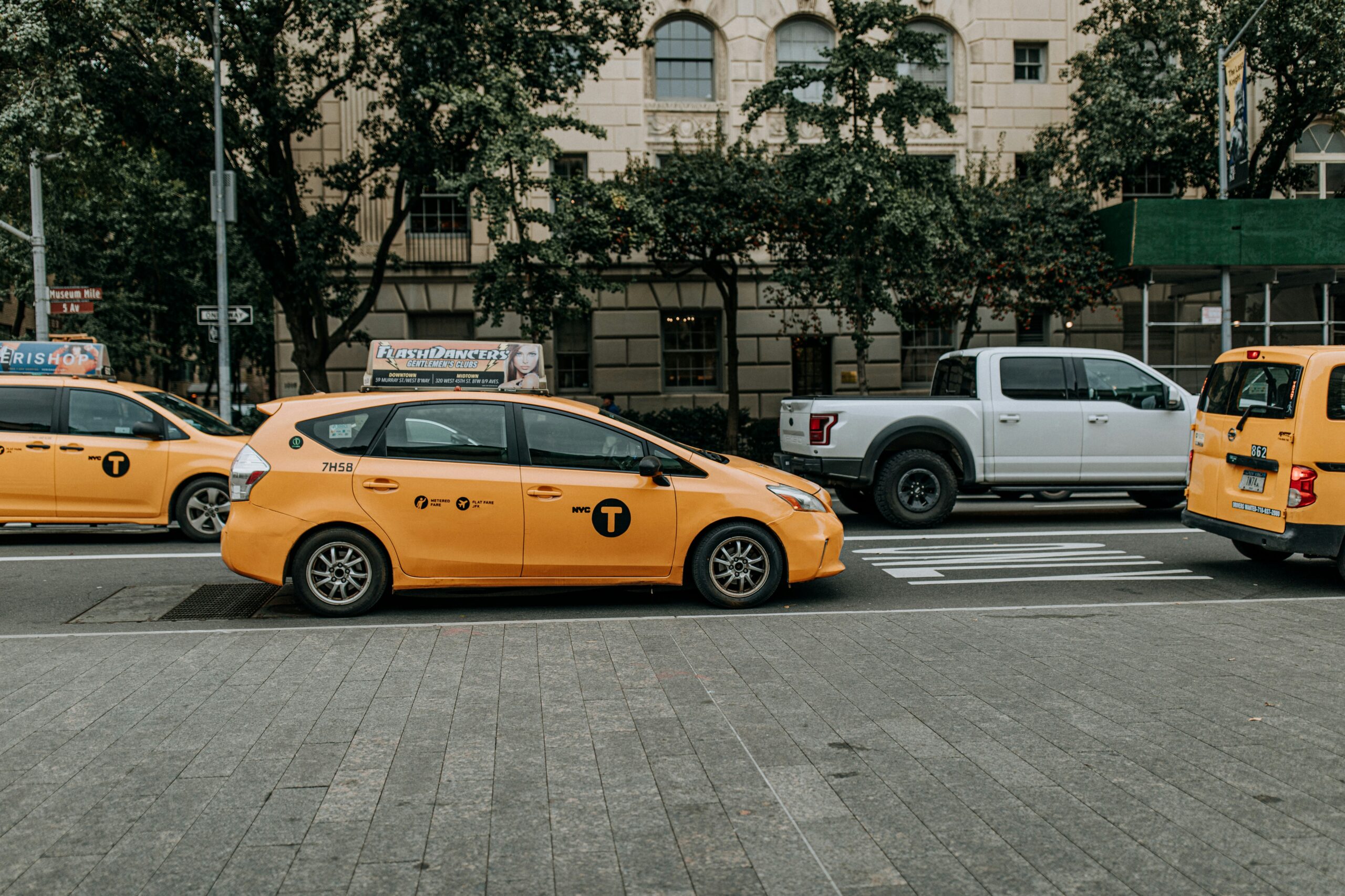 Uber Accident Attorney: 12 Essential Facts, When to Hire One, Common Mistakes & Pro Tips