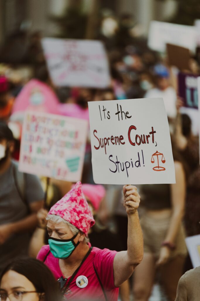 Candace Owens Lawsuit guide to legal proceedings, key facts, public reactions, and case developments.