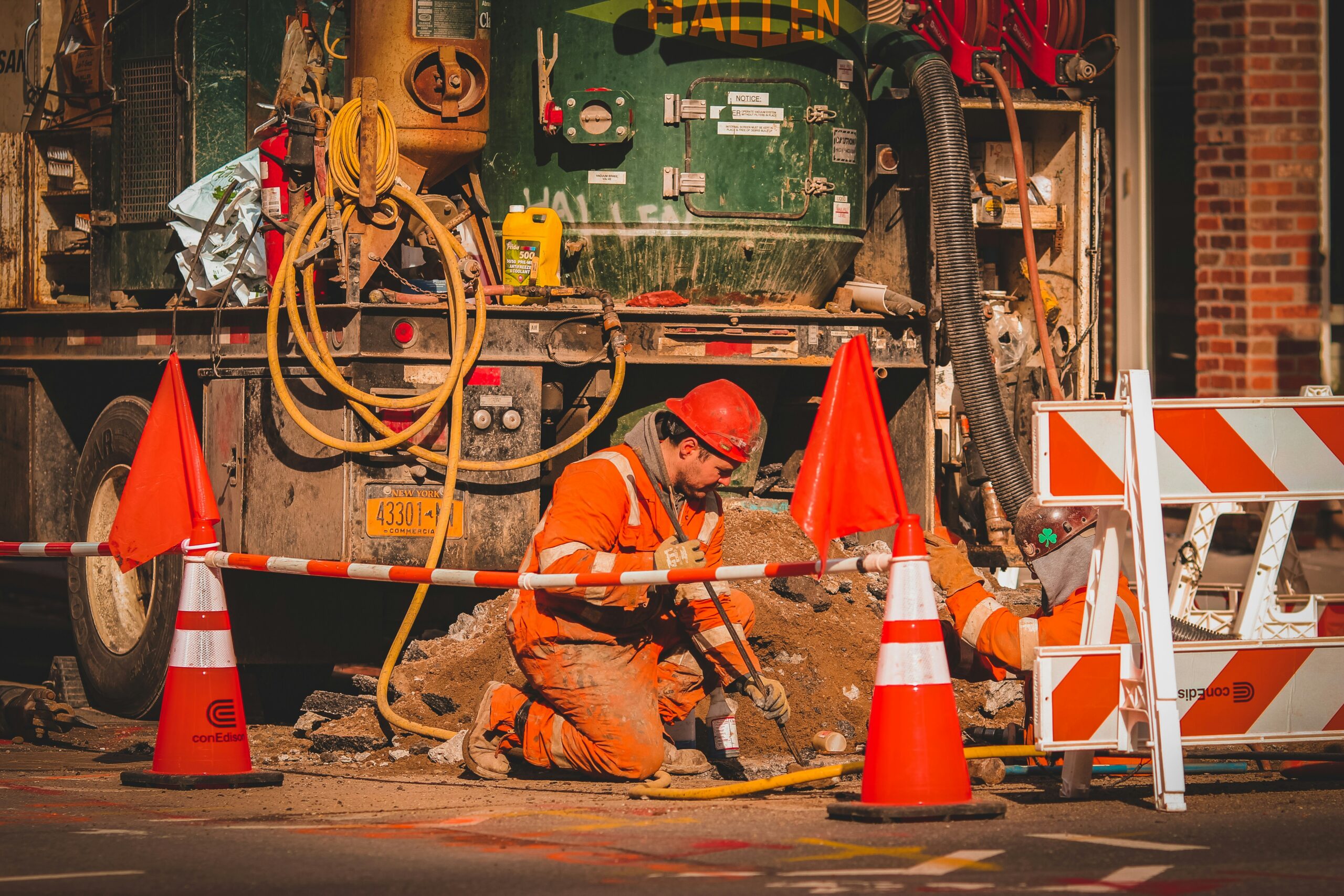 What Is the Most Common Injury Caused by Working With Machines Unsafely? 12 Essential Safety Facts